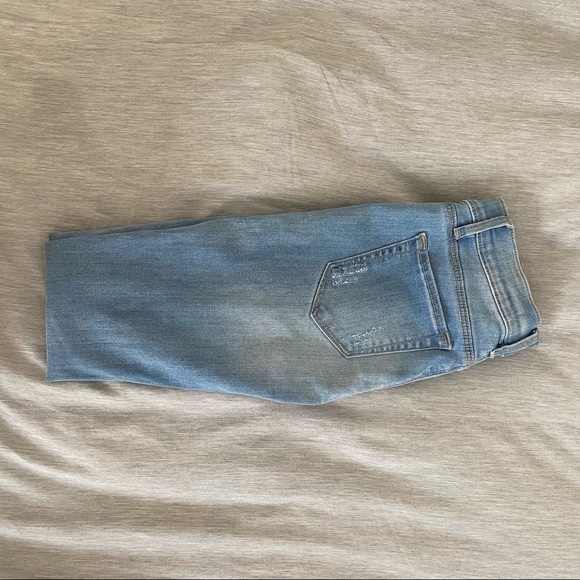 PacSun light wash ripped skinny jeans. Size 23 - Picture 2 of 6